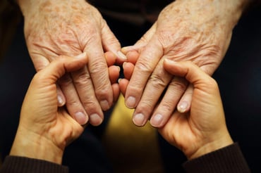 Что пожилые онкологические больные и их семьи должны знать о лечении