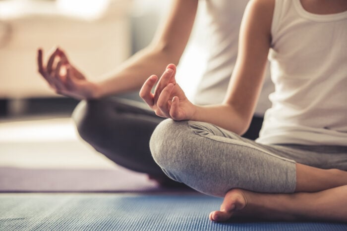 Yoga para pacientes con cáncer de mama